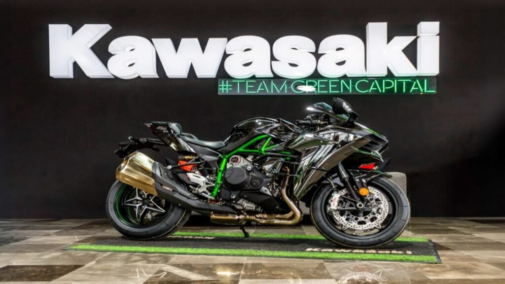 Kawasaki Ninja H2R Launched – 998cc Supercharged Engine, 310PS Power & Track-Ready Hyperbike at Just ₹3.25 Lakh!